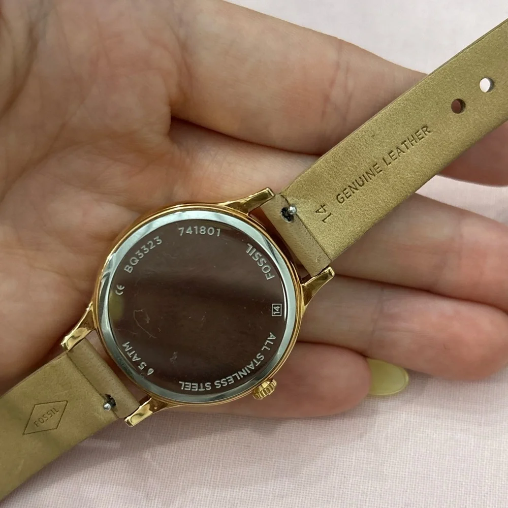FOSSIL watch - Picture 3 of 4